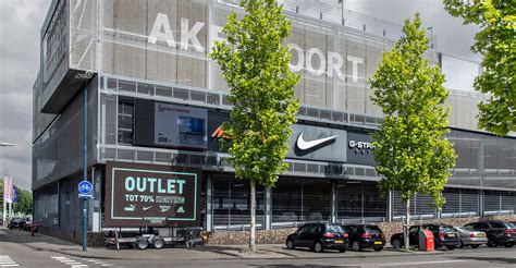 hoofdkantoor nike amsterdam|Nike outlet Amsterdam osdorp.